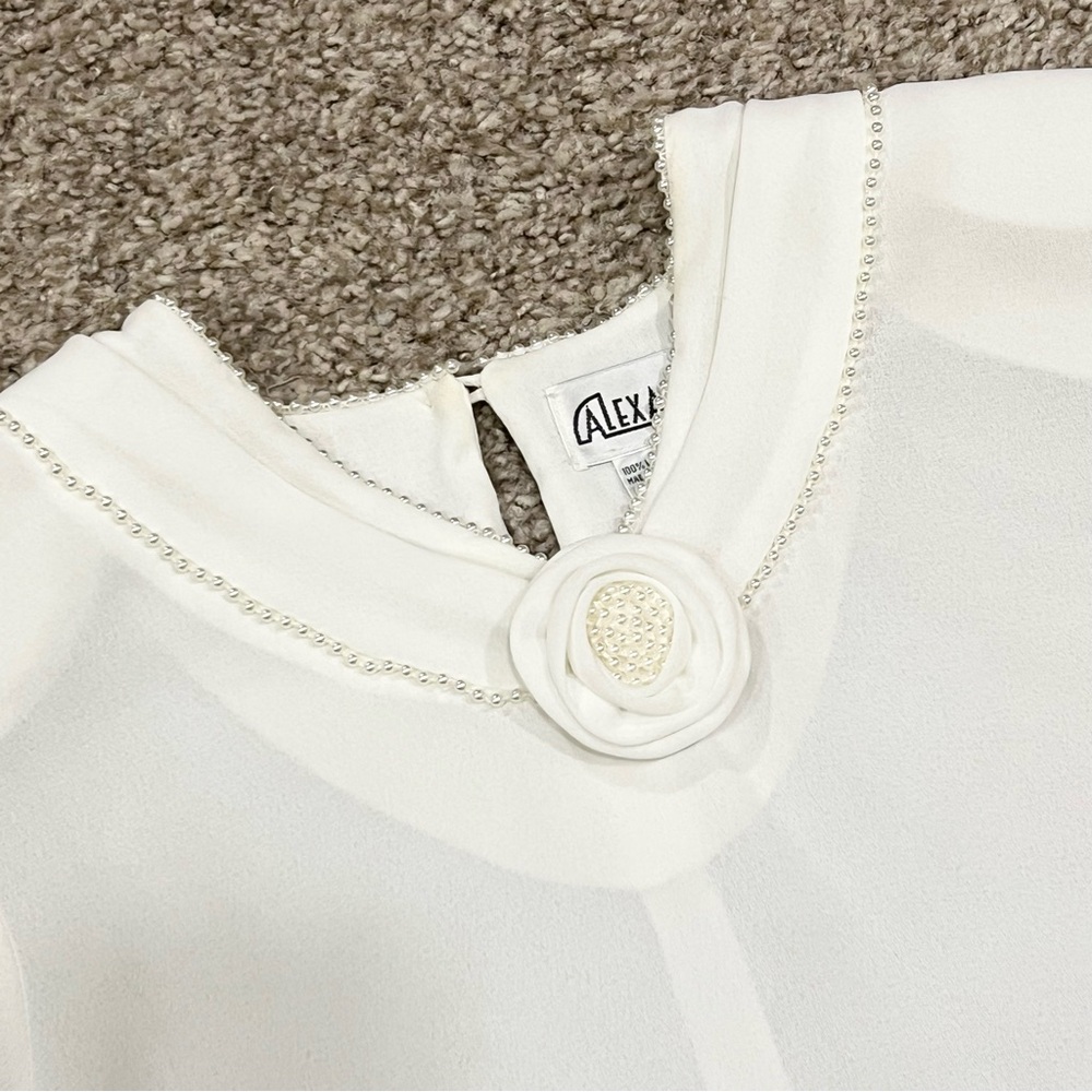 Vintage retro 80s pearl detail blouse